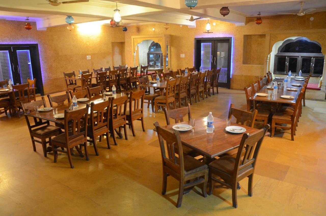 Hotel Prince-Near Jaisalmer Fort Exterior photo