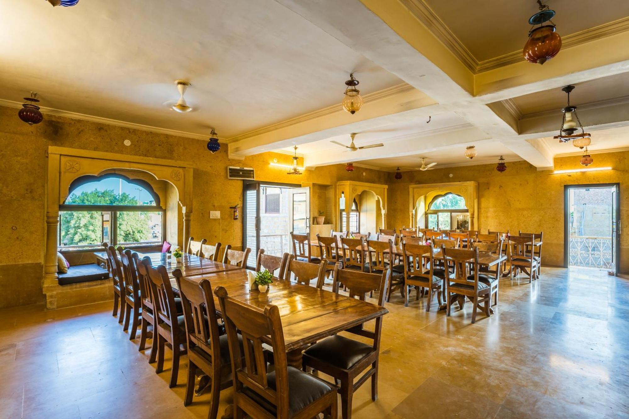 Hotel Prince-Near Jaisalmer Fort Exterior photo