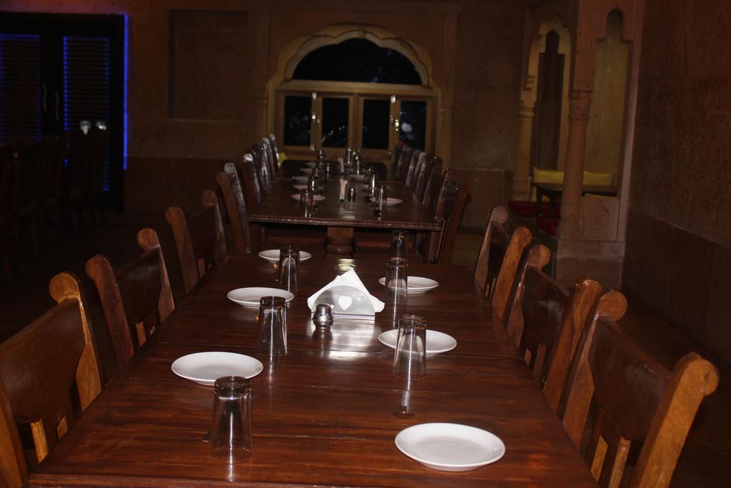 Hotel Prince-Near Jaisalmer Fort Exterior photo
