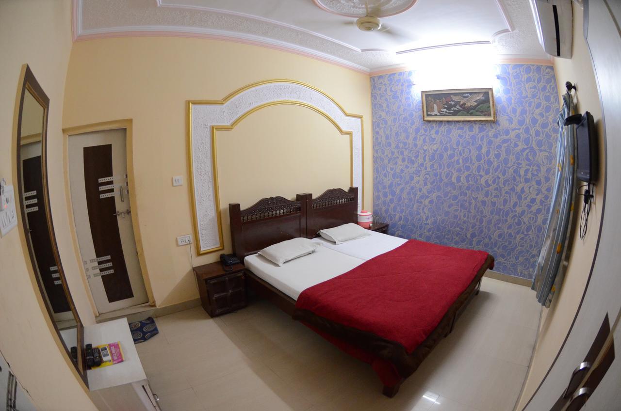 Hotel Prince-Near Jaisalmer Fort Exterior photo
